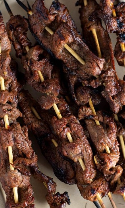 Grilled Beef Kebabs with Mushrooms & Onions Serves 10 People