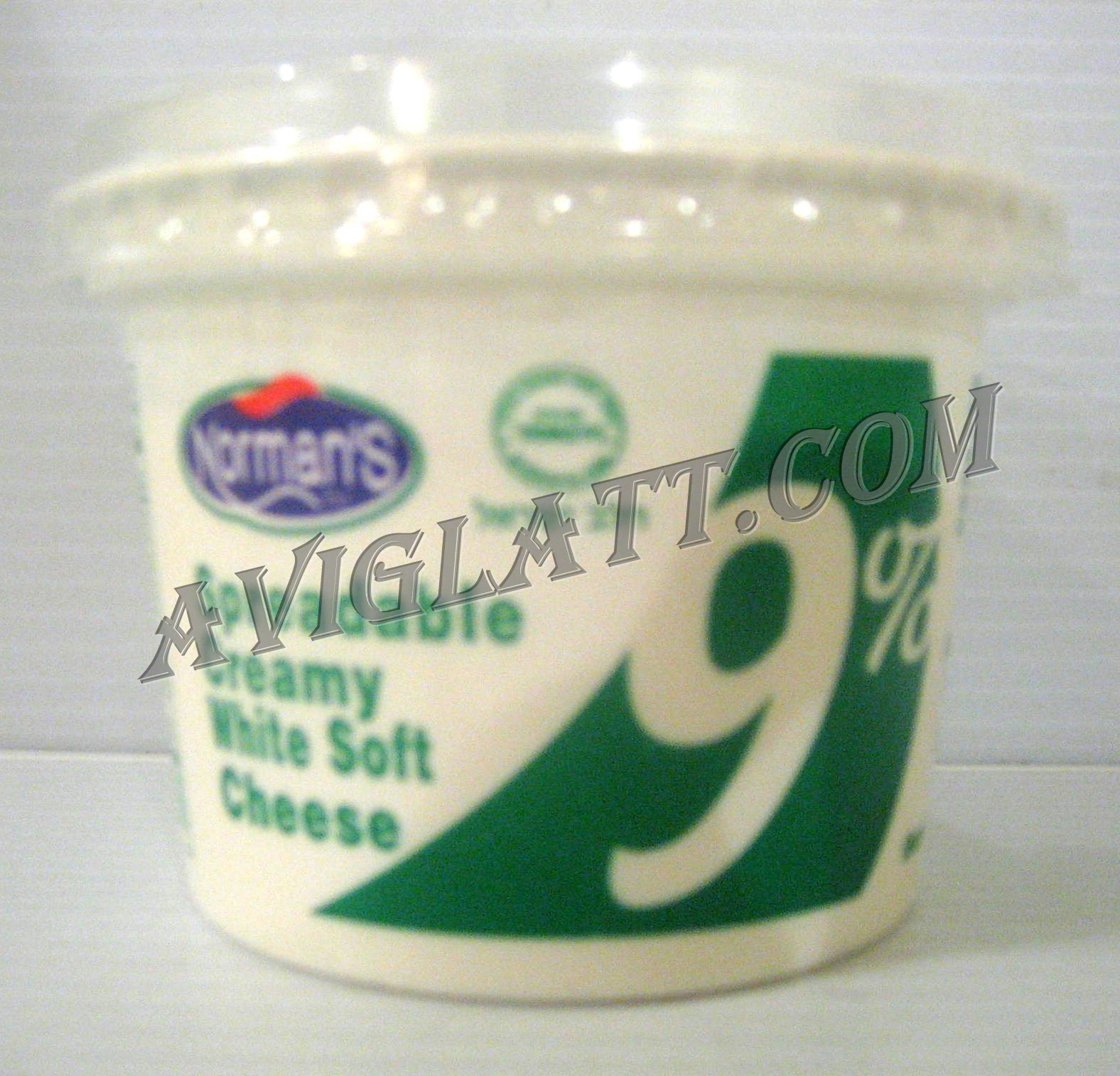 Norman's Spreadable Creamy White Soft Cheese 9% Fat Free 8 oz