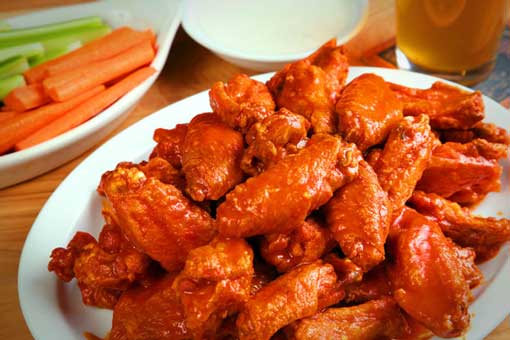 Quarterback Buffalo Wings Special